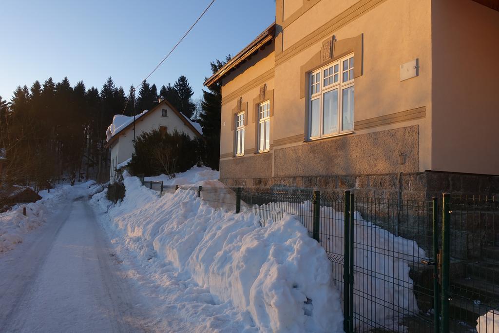 Asika Josefuv Dul Exterior foto